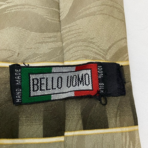 Bello Uomo Tie Italian Woven Silk Hand Made Tip Bar String Green Red 60”x3.75” - Picture 6 of 13